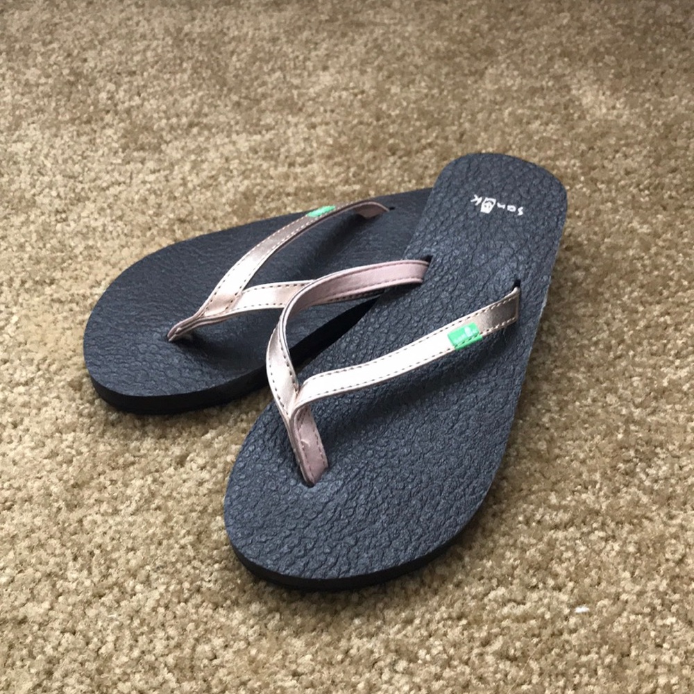 Flip flops